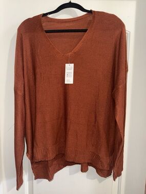 Cupshe Rust-Colored V-Neck Lightweight Knit Tunic